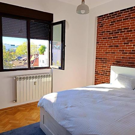 בוקרשט Classy Apartment With Parking In The City Center מראה חיצוני תמונה