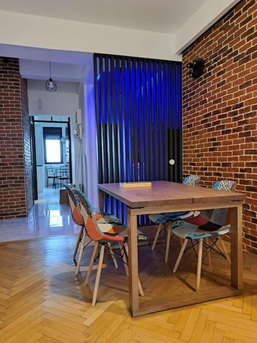 בוקרשט Classy Apartment With Parking In The City Center מראה חיצוני תמונה