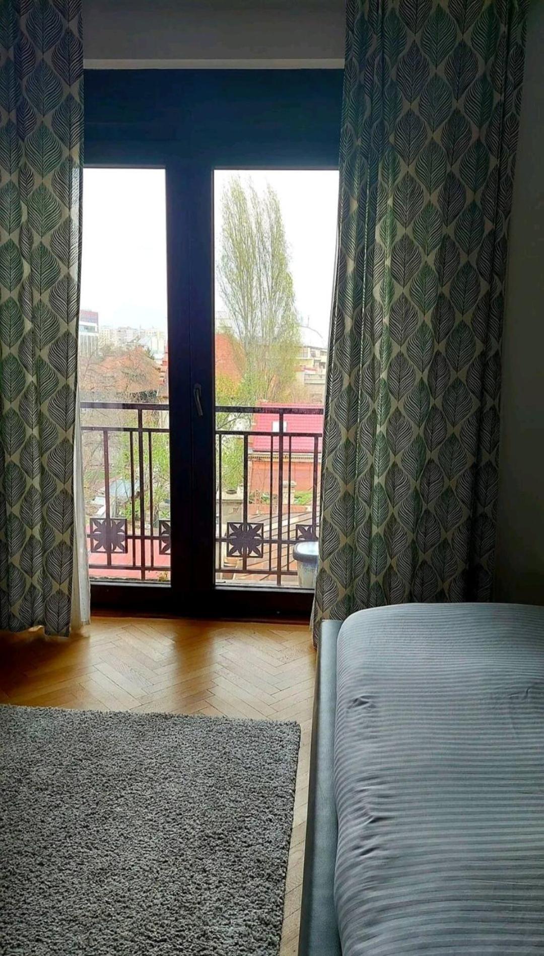 בוקרשט Classy Apartment With Parking In The City Center מראה חיצוני תמונה